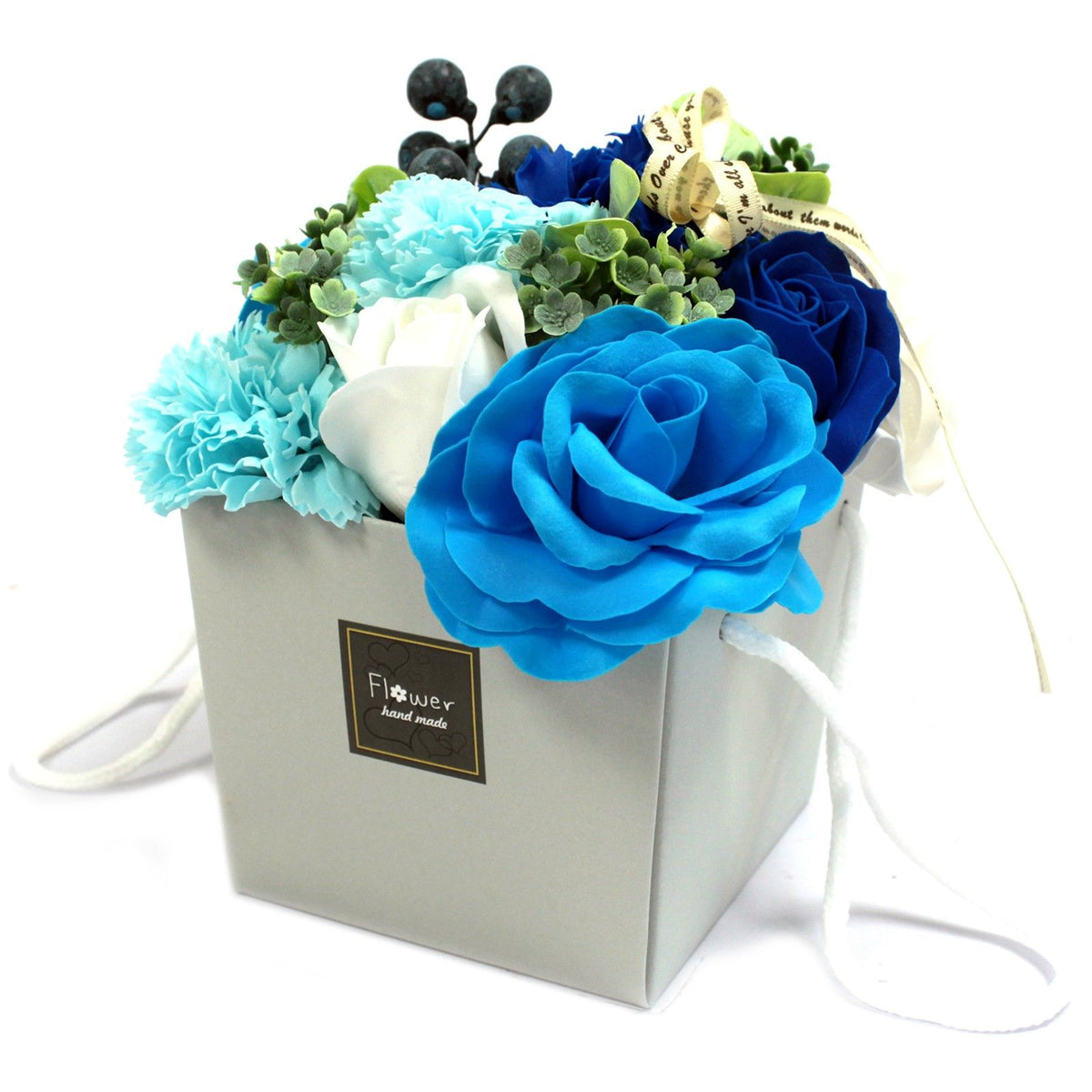 Bouquet de flores de jabón — Rosas azules y clavel
